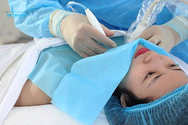 U tuyến giáp lành tính và phương pháp điều trị tốt nhất là gì?