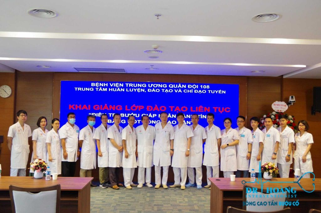 Khóa đào tạo điều trị bướu giáp đốt sóng cao tần